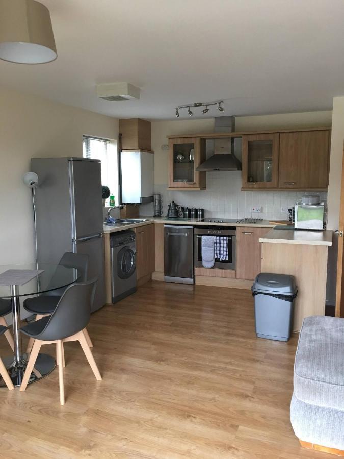 Penthouse Apartment On The River - 65 Skipper Way Saint Neots Exteriör bild