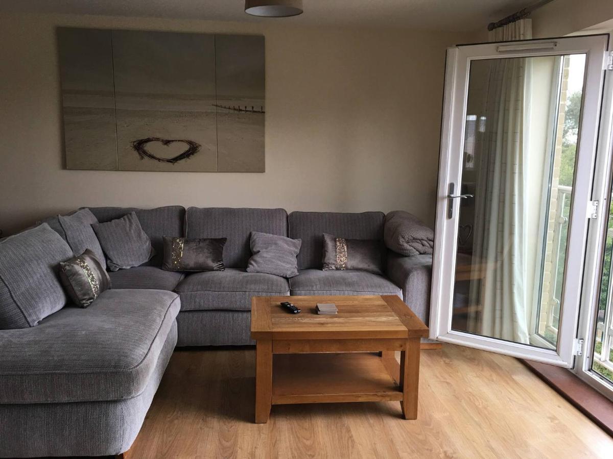 Penthouse Apartment On The River - 65 Skipper Way Saint Neots Exteriör bild